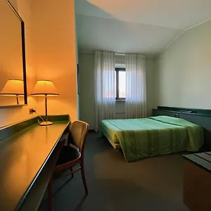 hotel-la-goletta-binasco.it-lombardy.com/