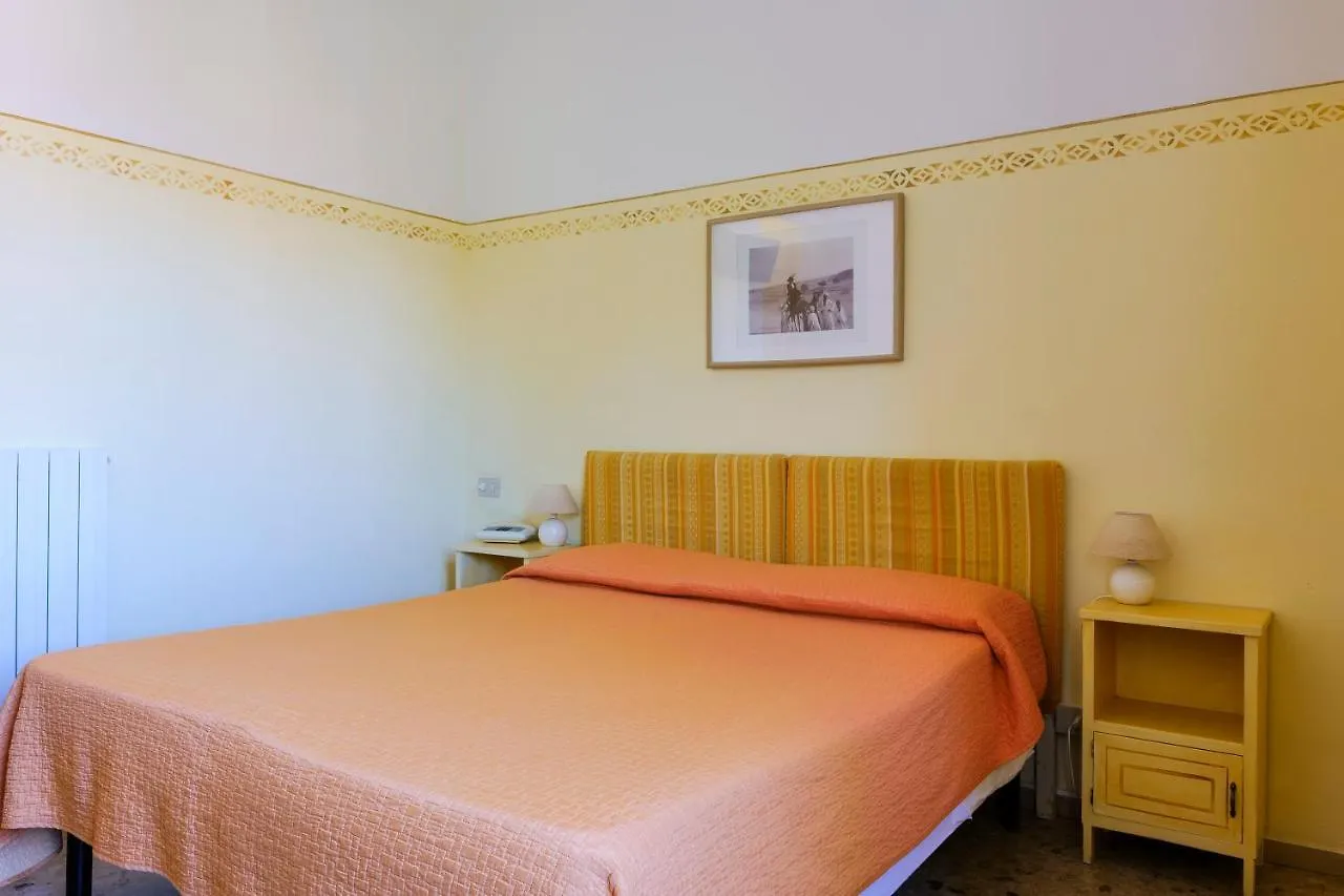 Hotel Club I Pini - Residenza D'Epoca In Versilia Lido di Camaiore