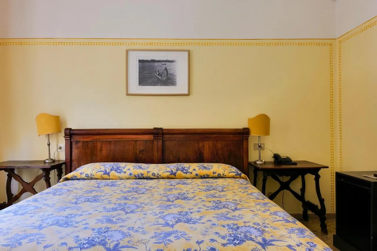 Hotel Club I Pini - Residenza D'Epoca In Versilia Lido di Camaiore